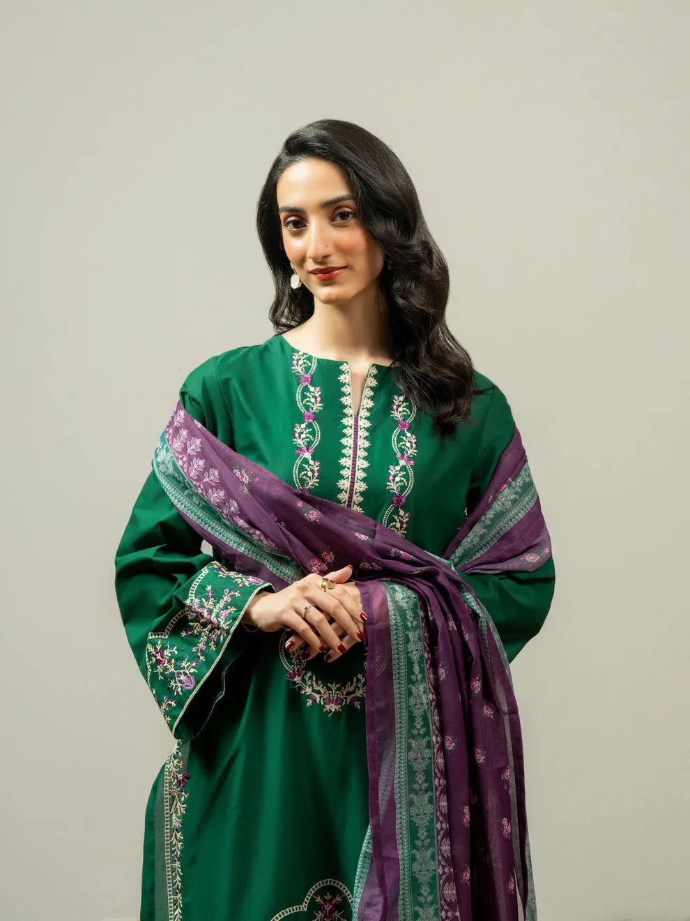3 Piece Lawn Suit-Embroidered (Pret)