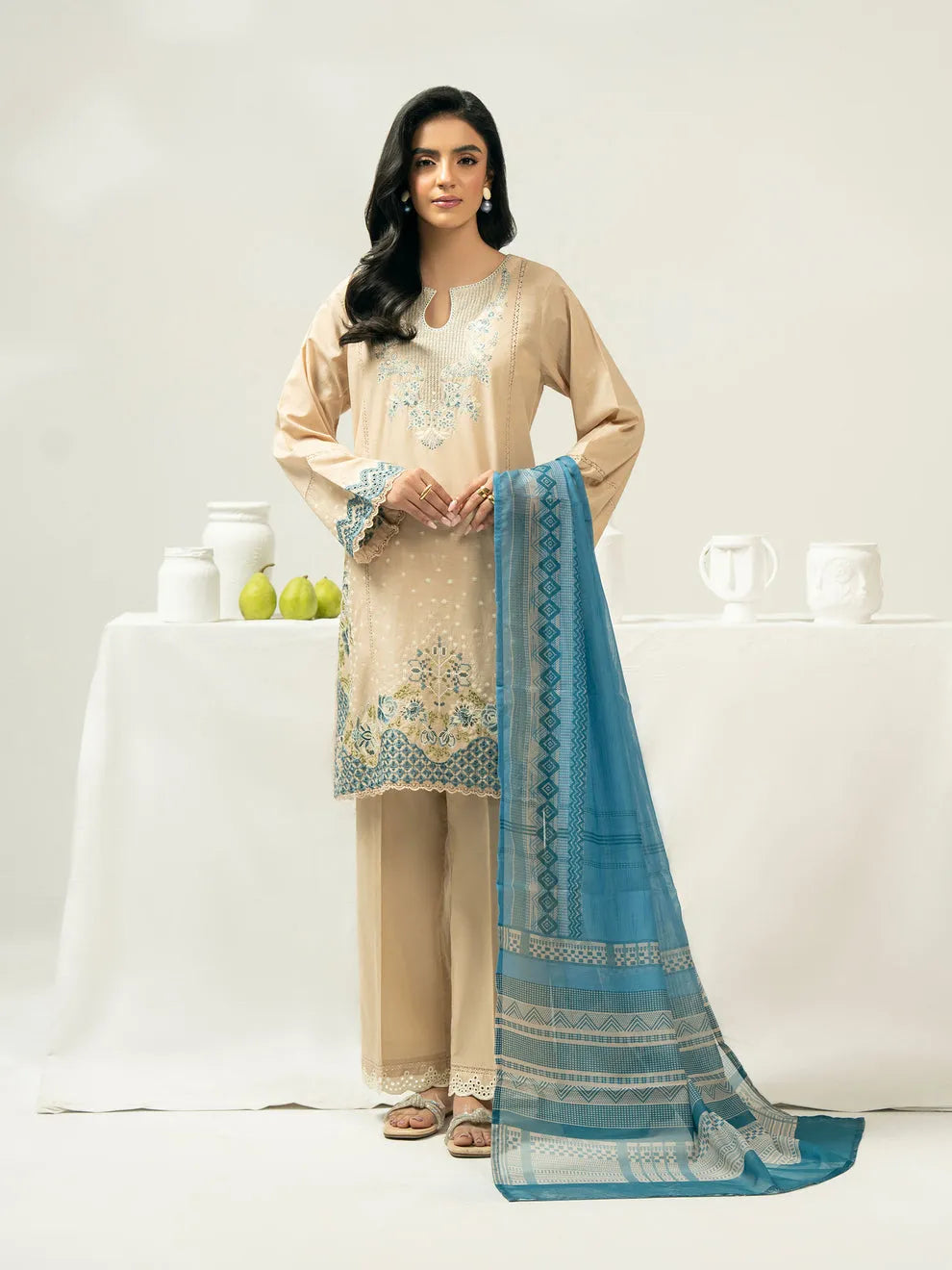 3 Piece Lawn Suit-Embroidered (Pret)